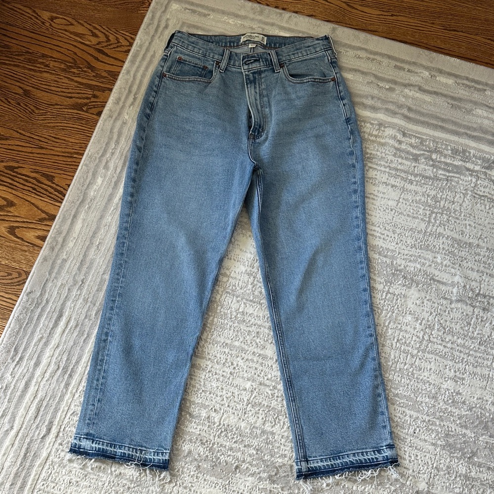 NWOT Abercrombie & Fitch Light Blue High Rise Jeans